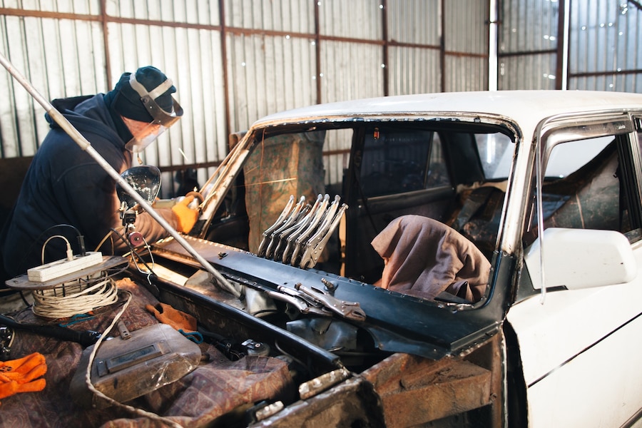 Finding Buyers: Learn about the best places to sell your junk car in Riverside County